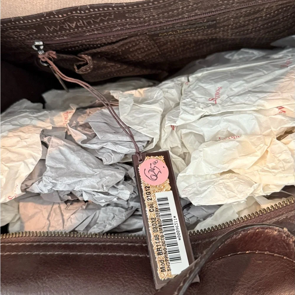 Maliparmi Brown and White Cowhide Circle-Accent Tote - Picture 4 of 5